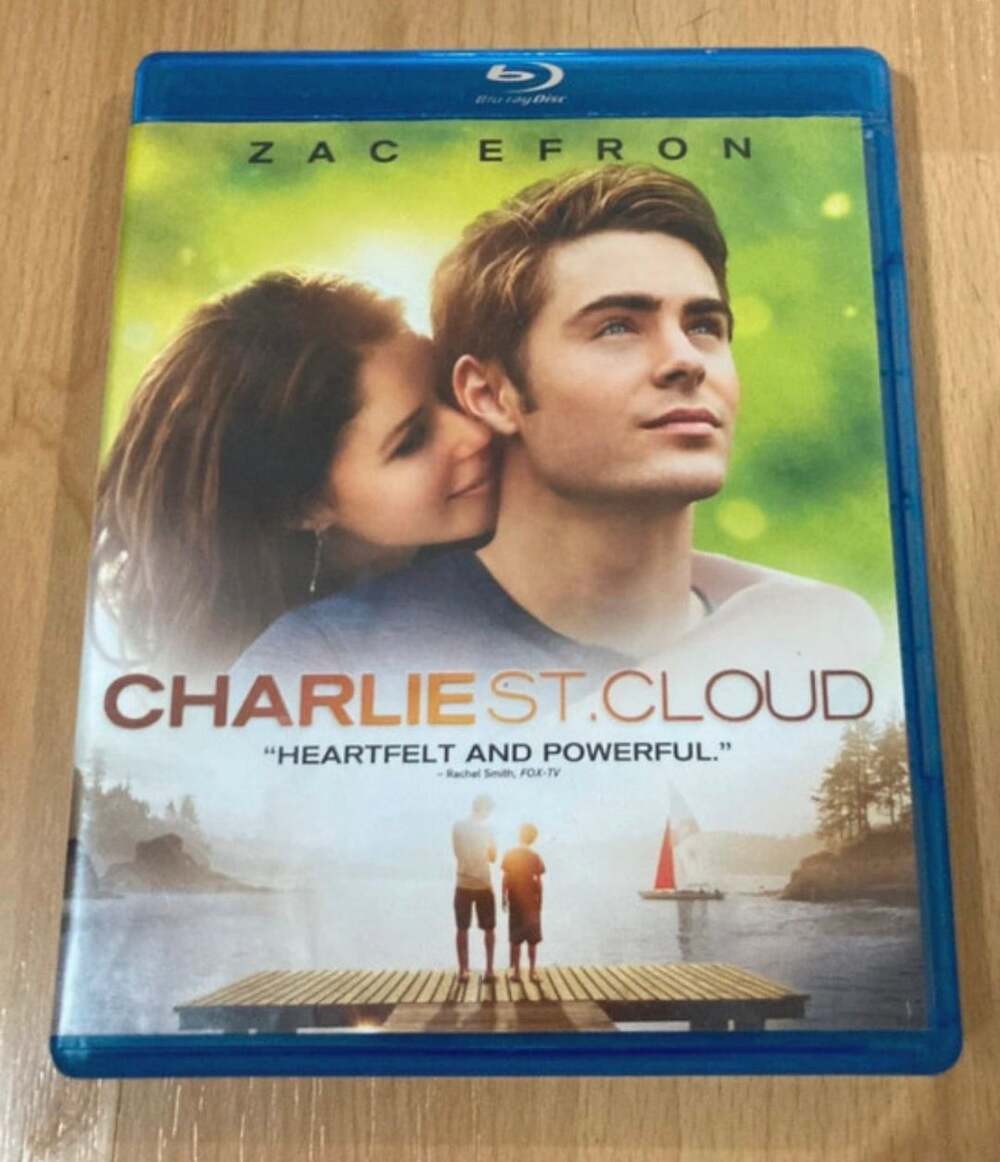 Universal Studios Charlie St. Cloud Blu-ray Disc